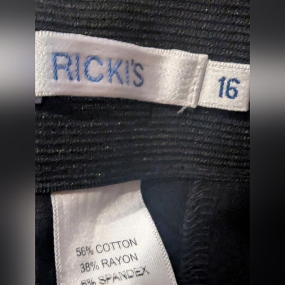 Rickis Slim Leg Pants in Black Size 16 Short, New With Tags - Picture 10 of 15